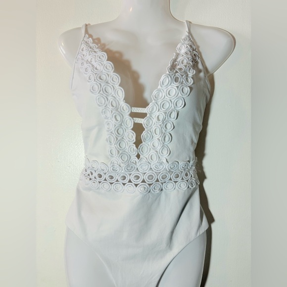 BECCA By Rebecca Virtue Muse White One Piece Swimsuit - Picture 6 of 8